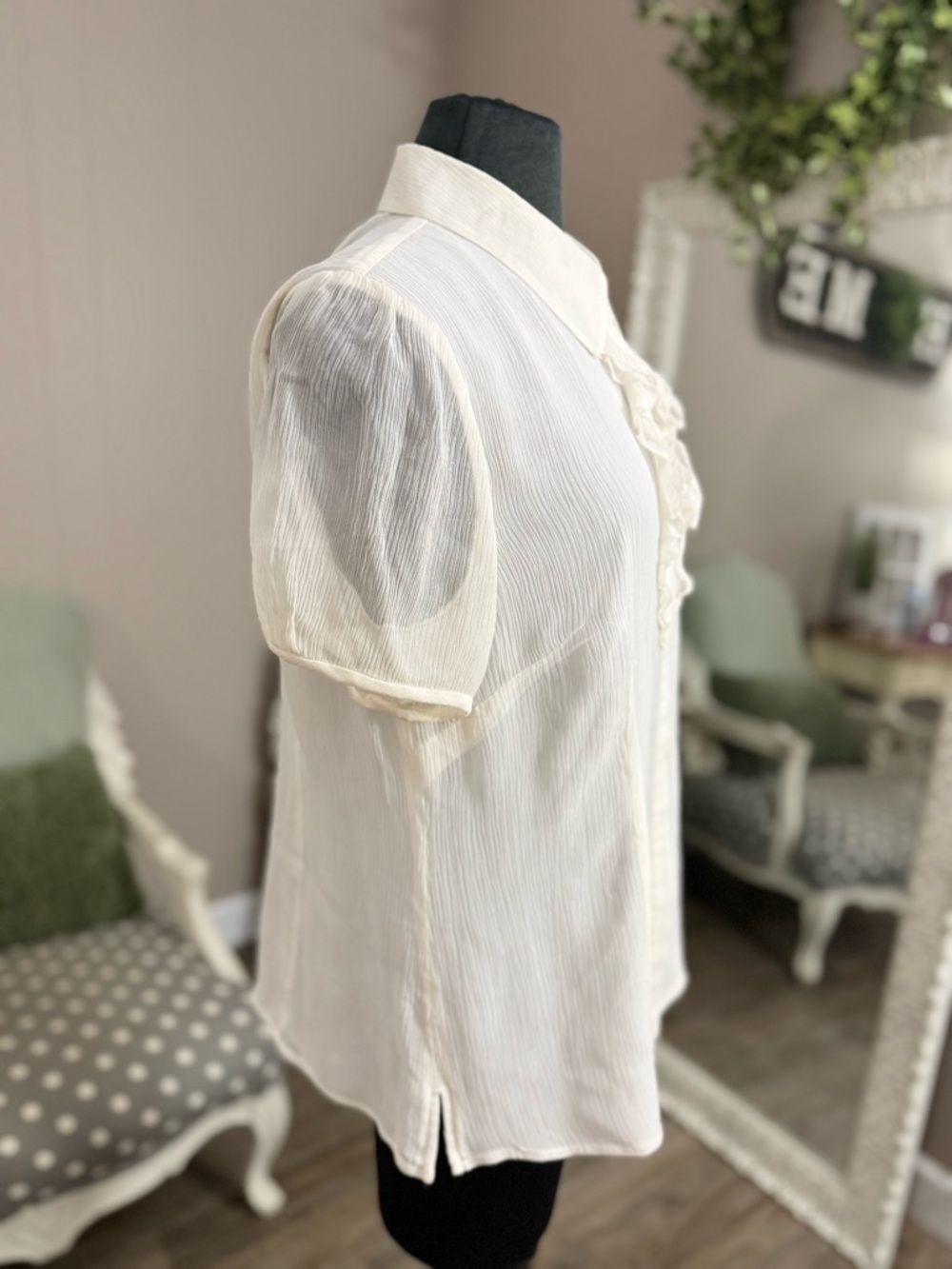Pendleton • Silk Ivory Ruffle Neck Blouse - Picture 3 of 10